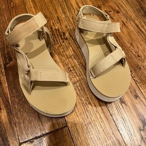Free People Platform Teva Sandles
